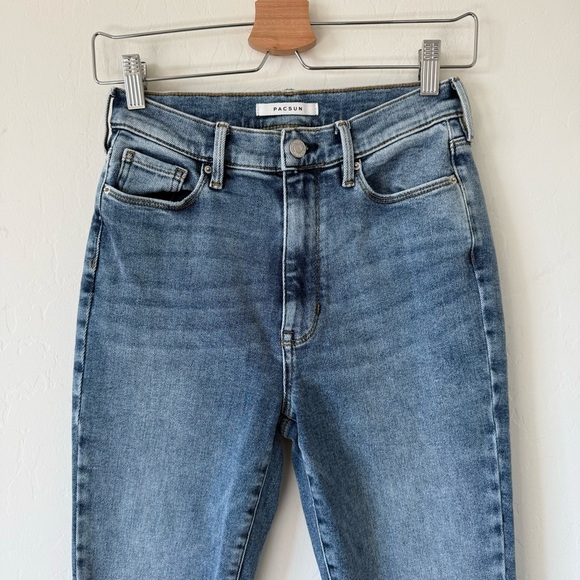 PacSun Classic Light Wash Super High Rise Jegging Skinny Jean Size 27 - Picture 3 of 8